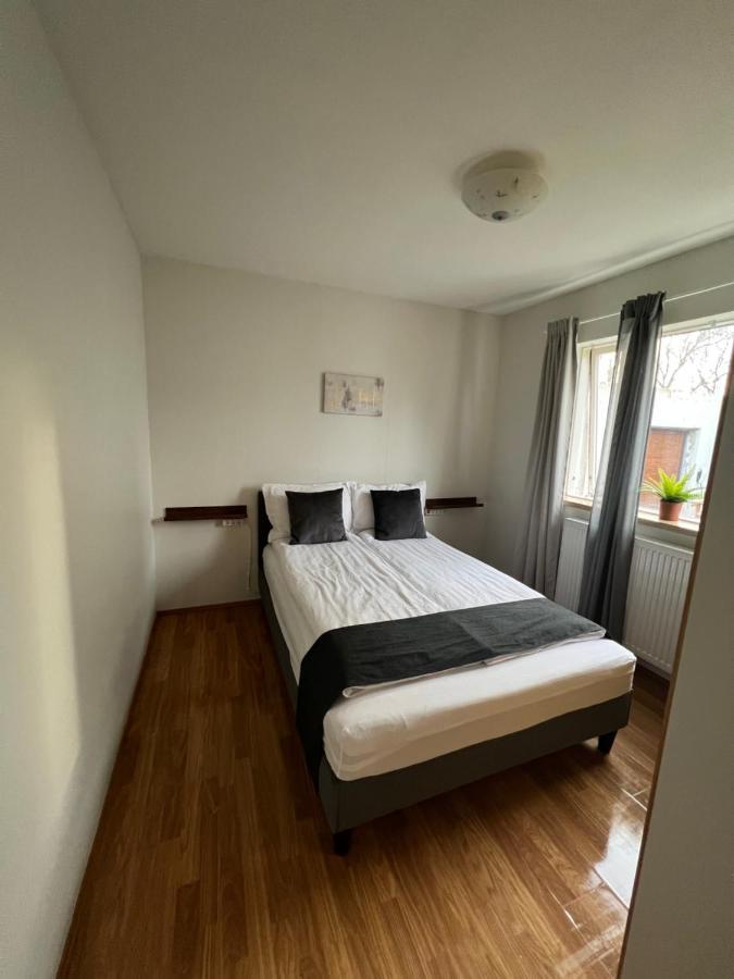 Apartment With 2 Bedrooms Hafnarfjörður Kültér fotó
